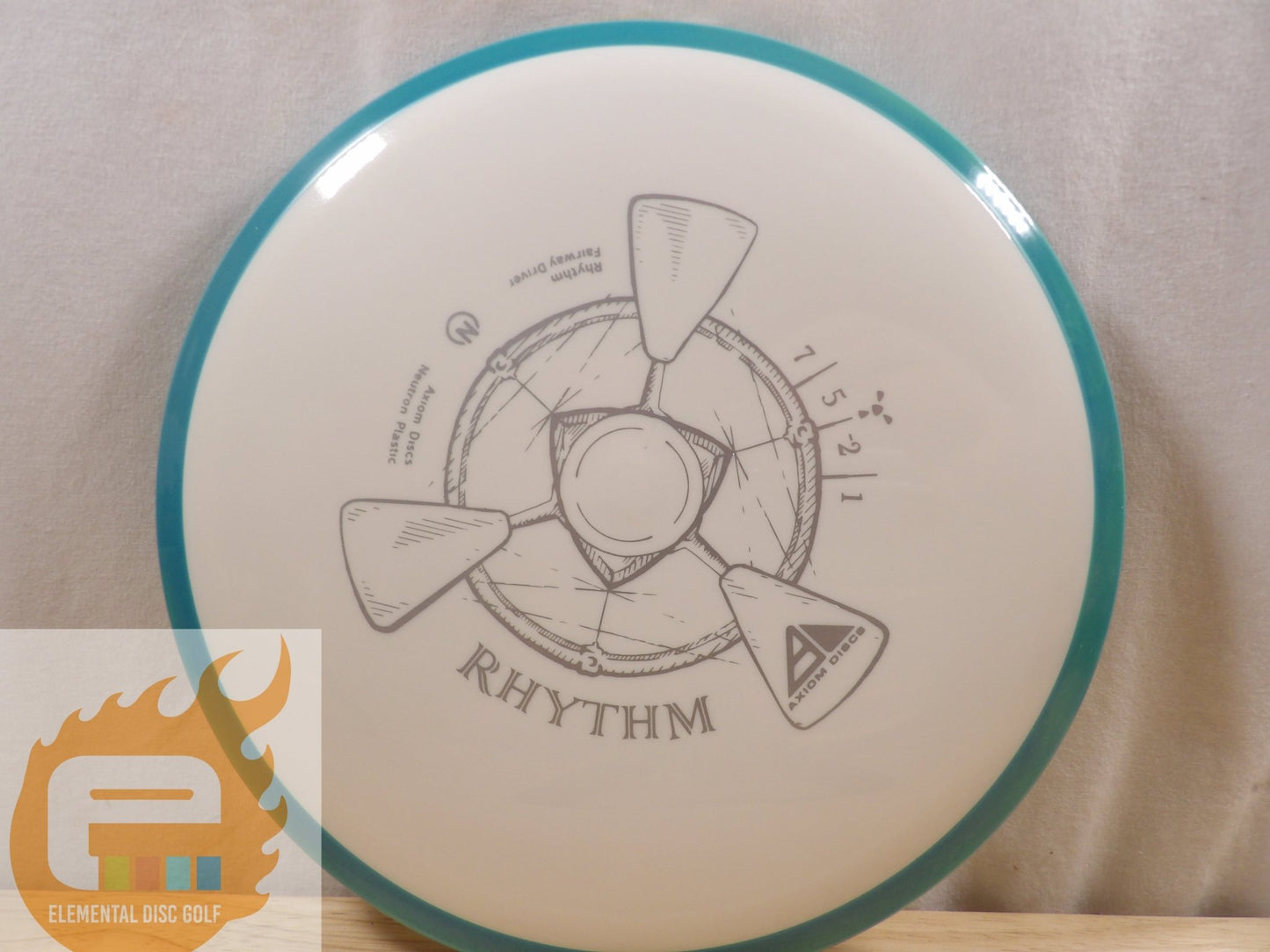 Axiom Neutron Rhythm (7/5/ - 2/1) - Elemental Disc Golf