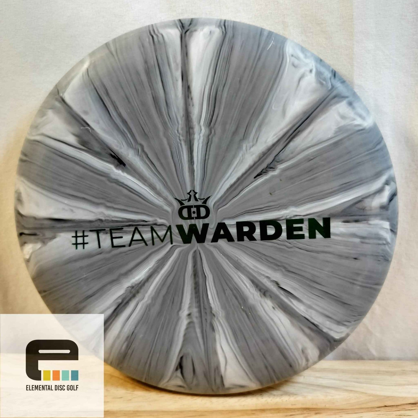 Dynamic Discs Classic Burst Warden (2/4/0/0.5)
