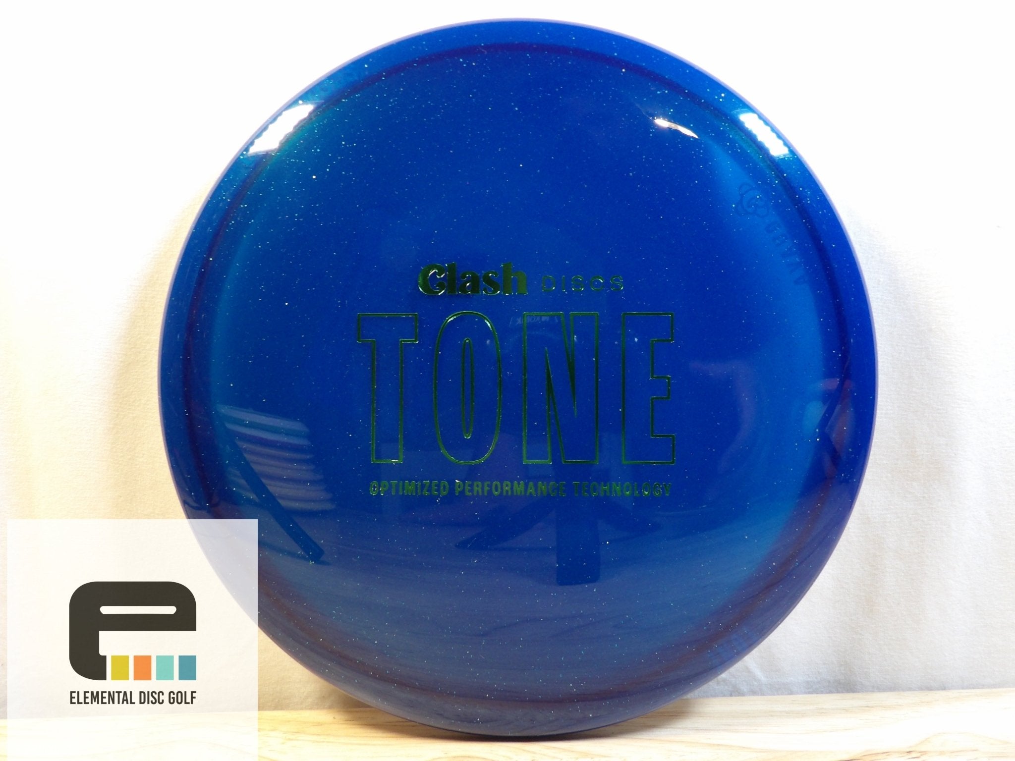 Clash Discs Guava ( 5 / 5 / 0 / 2 ) - Elemental Disc Golf