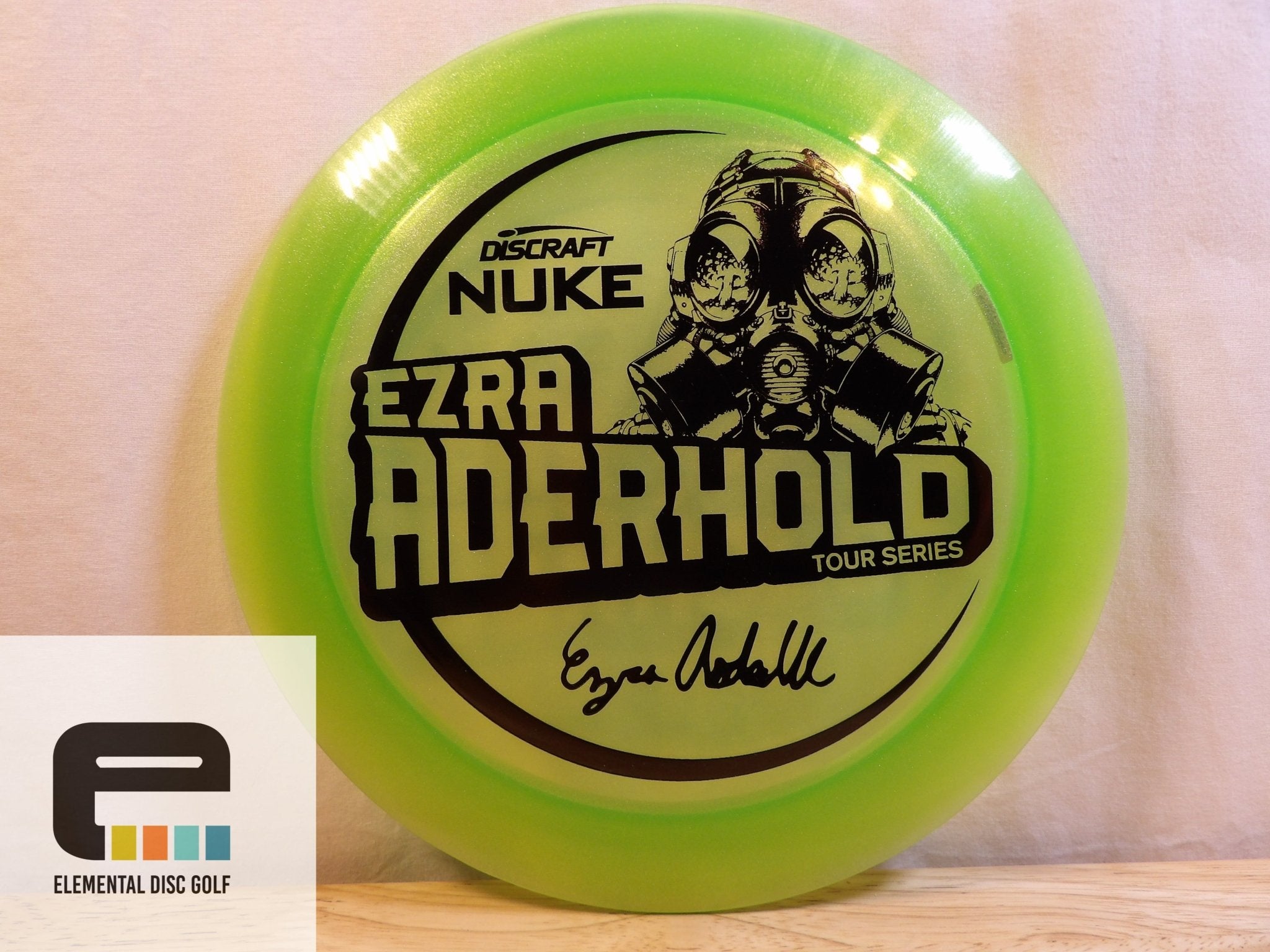 Discraft Nuke (13/5/-1/3) - Elemental Disc Golf