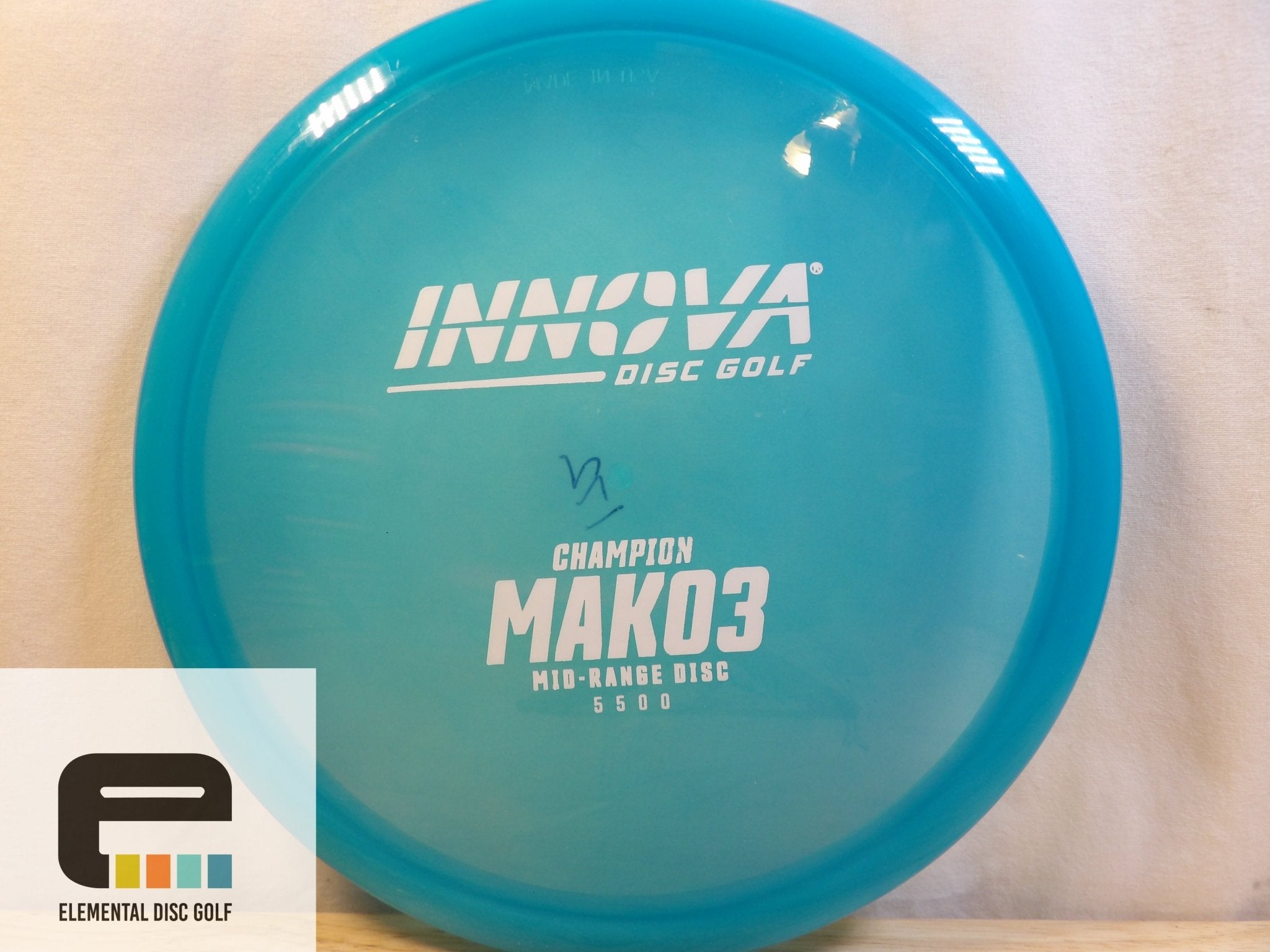 Innova Mako3 (5/5/0/0) - Elemental Disc Golf