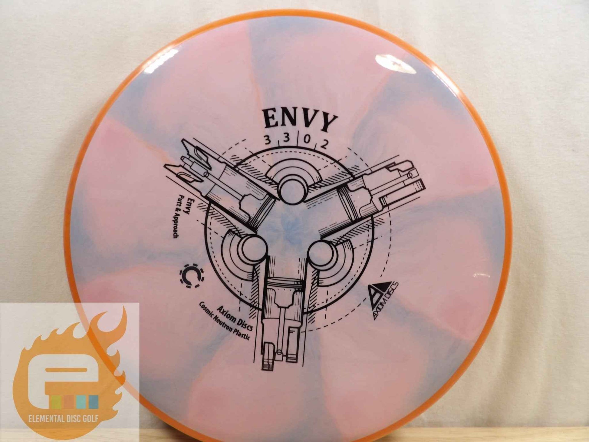 Axiom Cosmic Neutron Envy (3/3/0/2) - Elemental Disc Golf