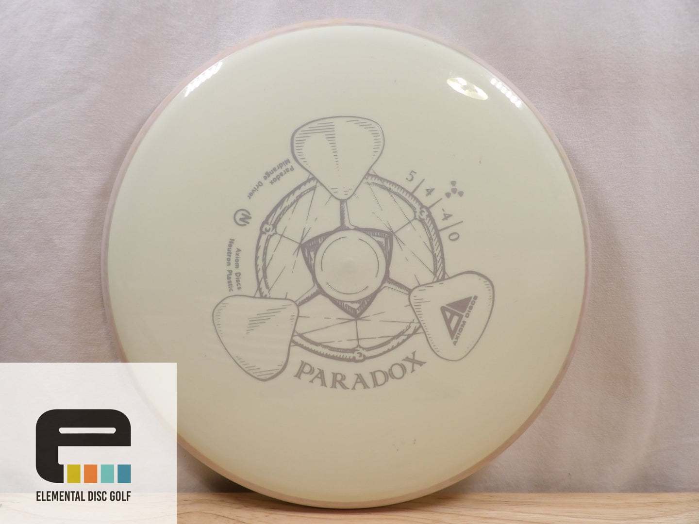 Axiom Neutron Paradox - Elemental Disc Golf