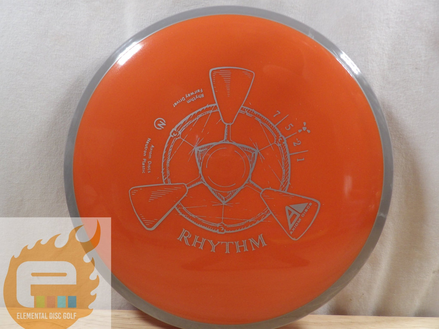 Axiom Neutron Rhythm (7/5/ - 2/1) - Elemental Disc Golf