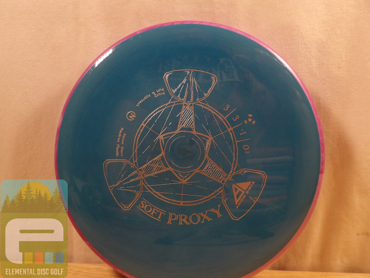 Axiom Neutron Soft Proxy (3/3/ - 1/0.5) - Elemental Disc Golf