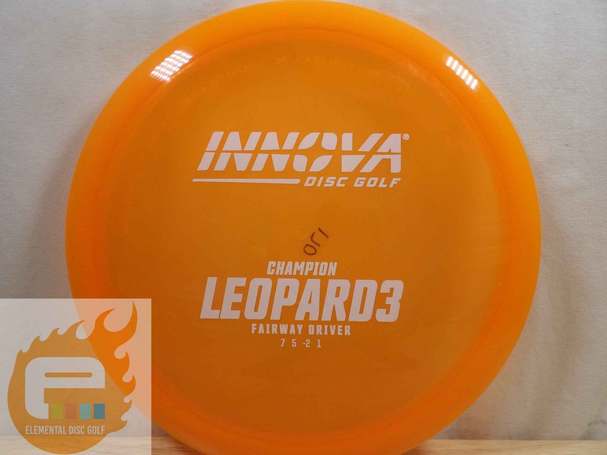 Innova Champion Leopard3 (7/5/-2/1) - Elemental Disc Golf