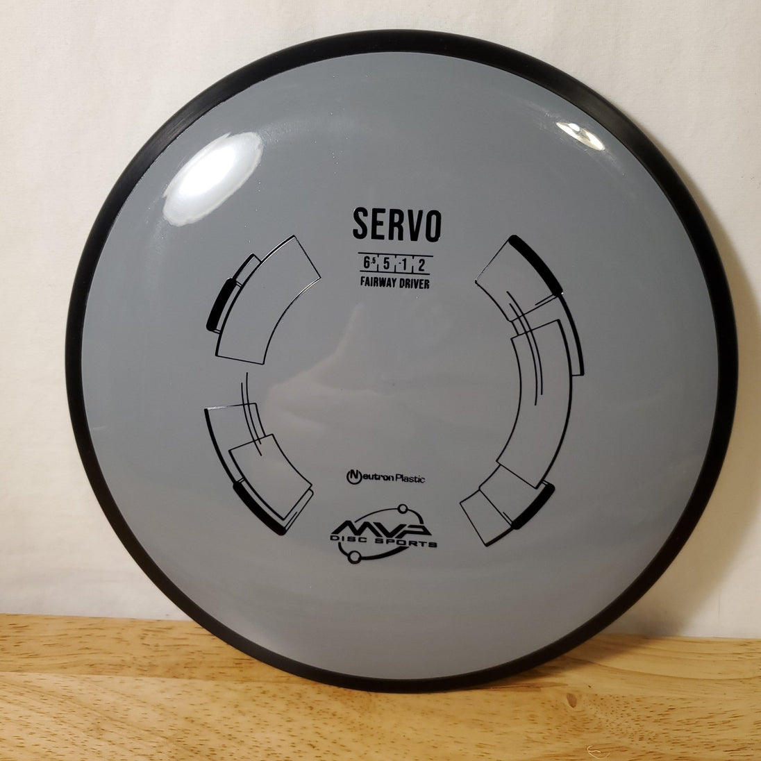 MVP Neutron Servo - Elemental Disc Golf