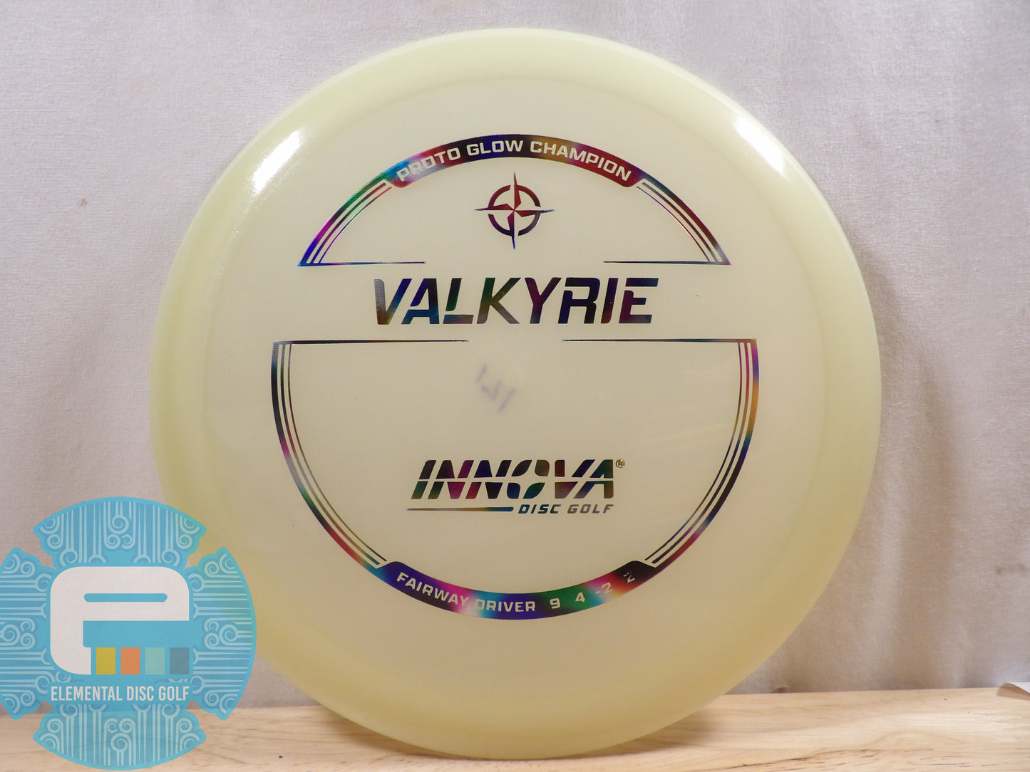 Innova Champion Proto Glow Valkyrie (9/4/-2/2)