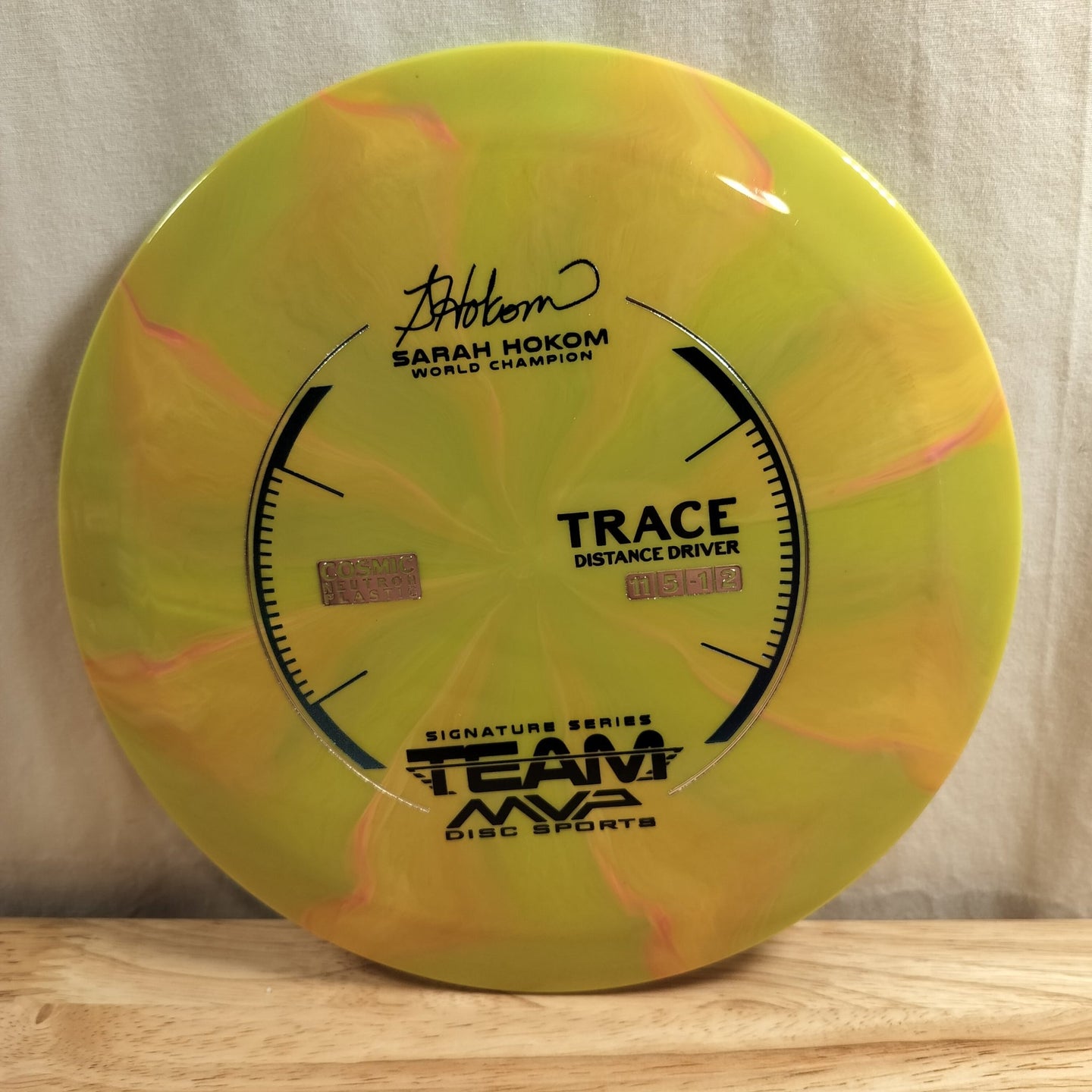 Streamline Cosmic Neutron Trace (Sarah Hokom) - Elemental Disc Golf